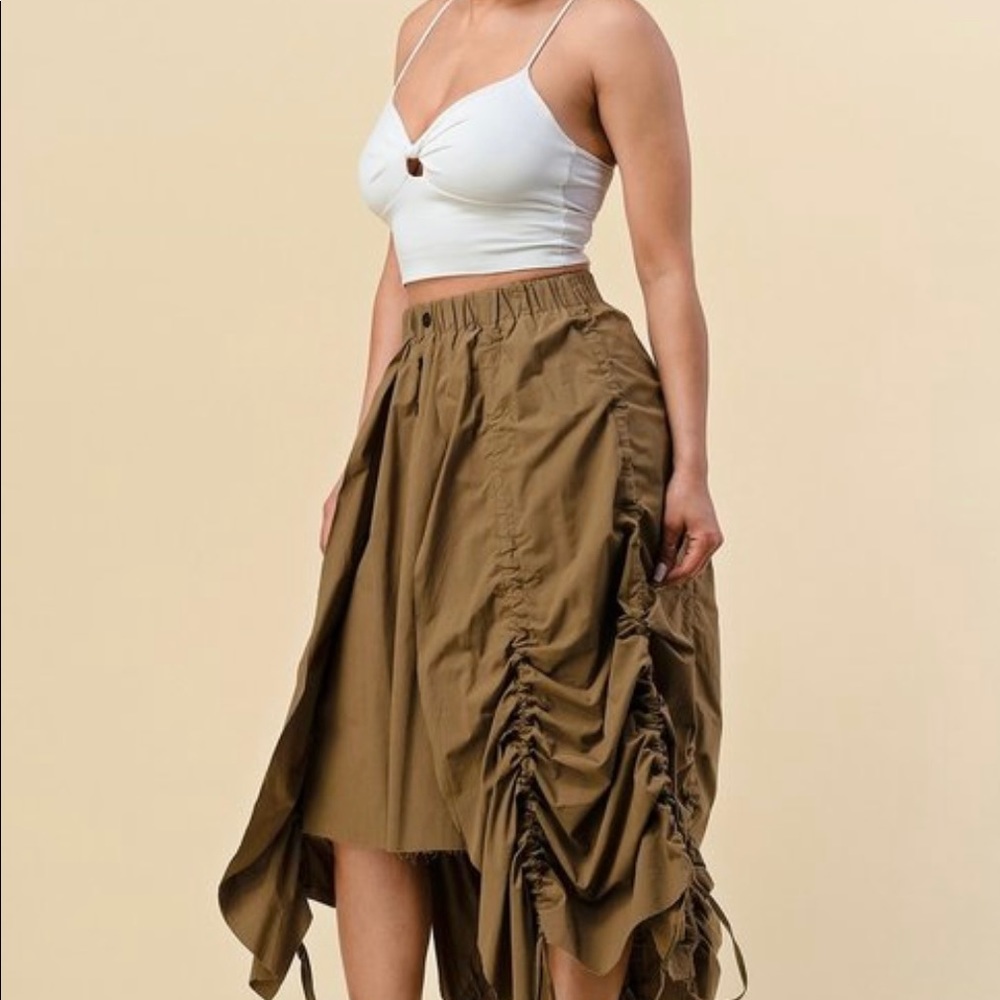Skirt - Picture 2 of 7